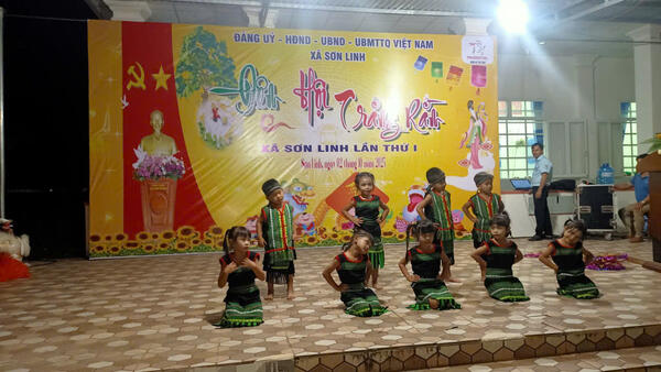 SƠN LINH TỔ CHỨC ĐÊM HỘI TRUNG THU